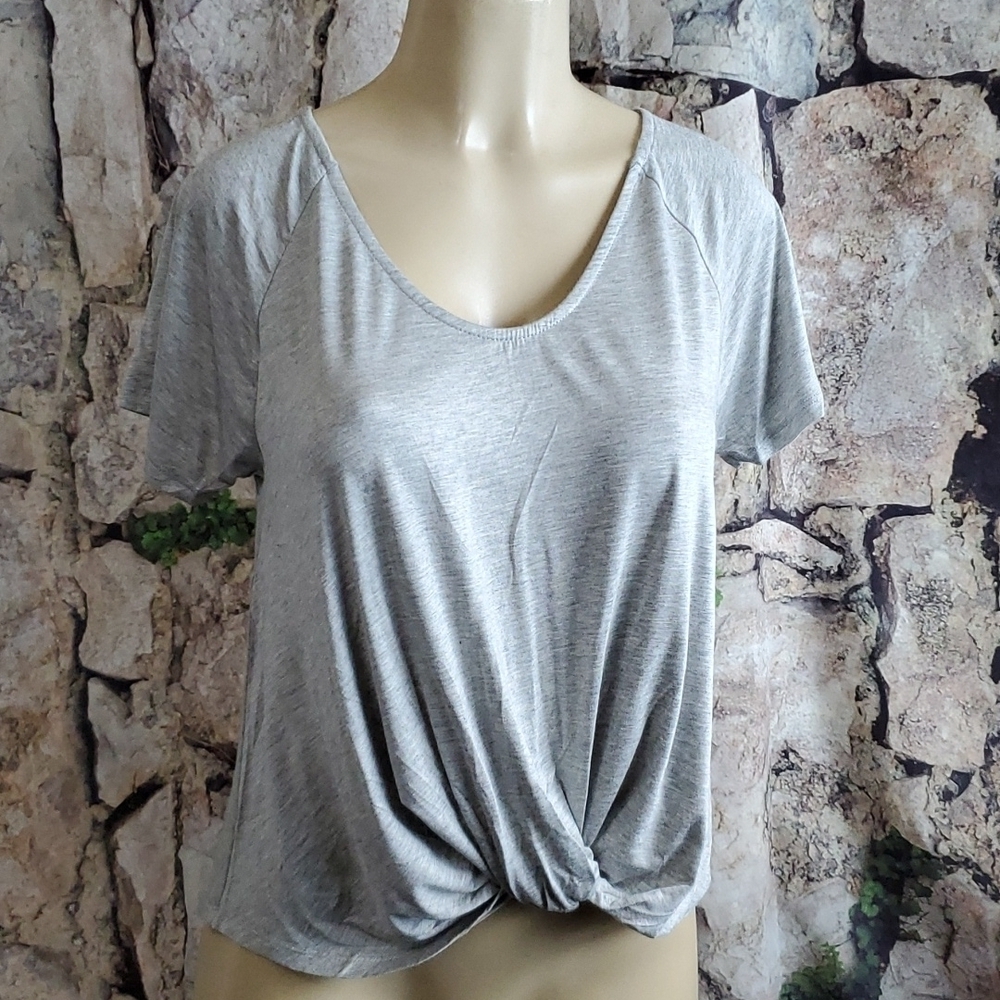 New pret-a-porTEE | Gray Color Twist Front Blouse